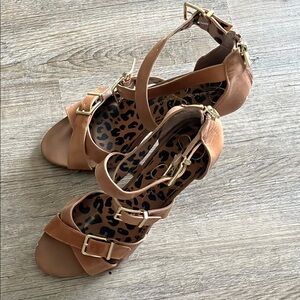 Gorgeous Jessica Simpson Brown Strappy Sandals with Gold Buckles